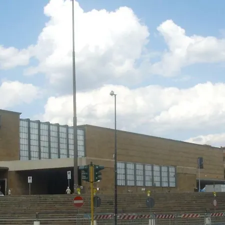 Center Train Station Daire